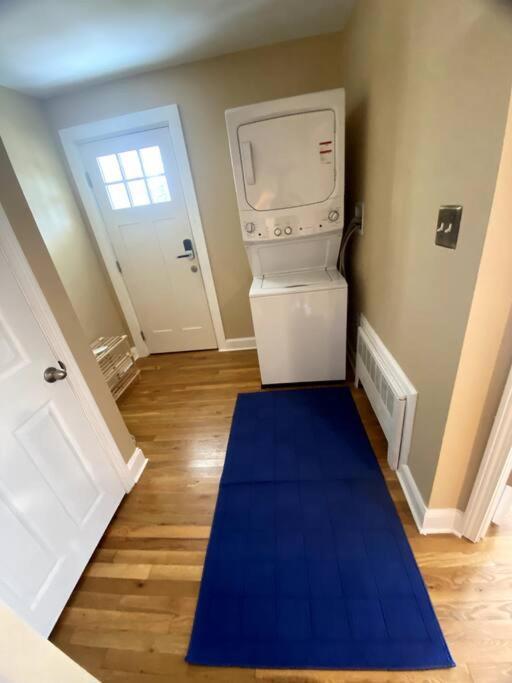 Cozy Boston Getaway Apartment! Free Parking מראה חיצוני תמונה