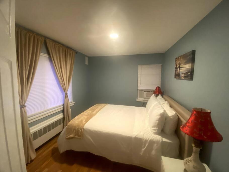 Cozy Boston Getaway Apartment! Free Parking מראה חיצוני תמונה