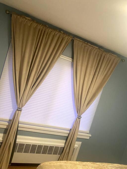 Cozy Boston Getaway Apartment! Free Parking מראה חיצוני תמונה