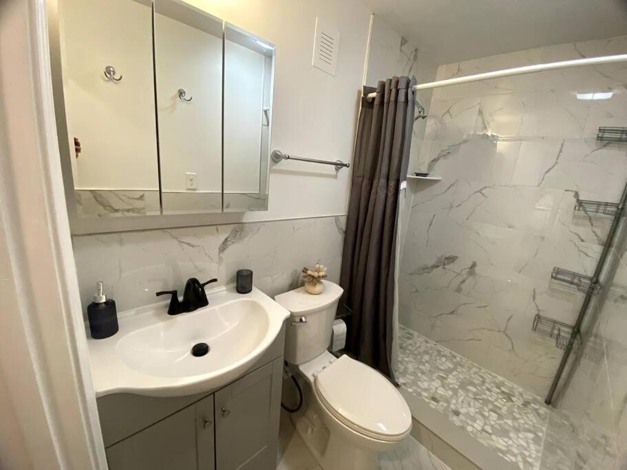 Cozy Boston Getaway Apartment! Free Parking מראה חיצוני תמונה