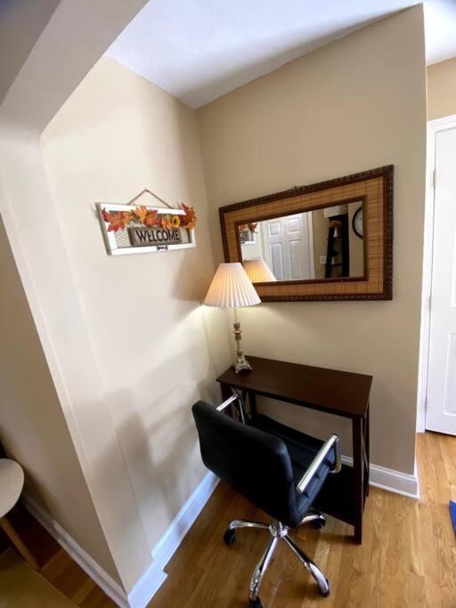 Cozy Boston Getaway Apartment! Free Parking מראה חיצוני תמונה